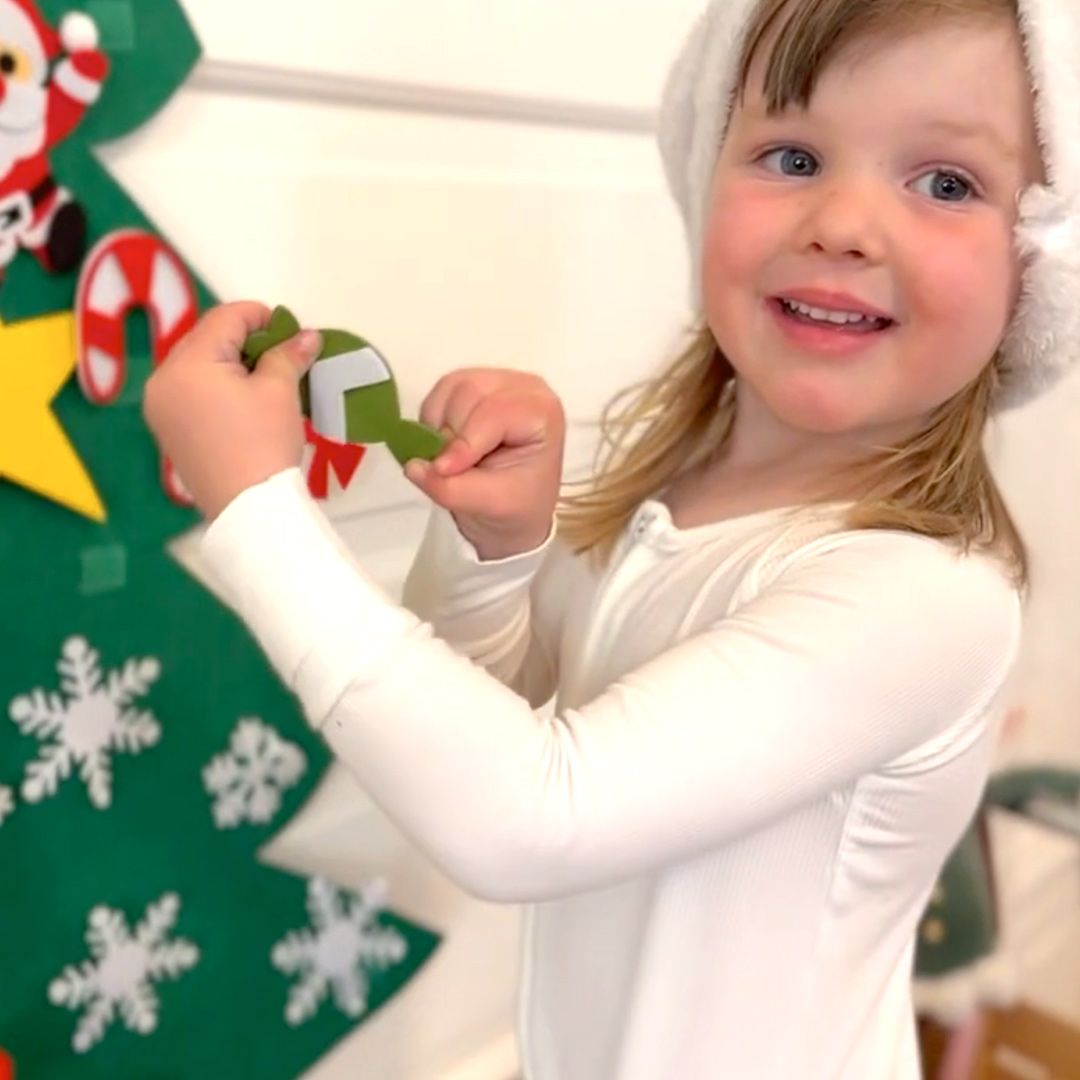 Felt Christmas Tree for Kids Wall, Best Xmas Gifts Crafts Jack & Luna